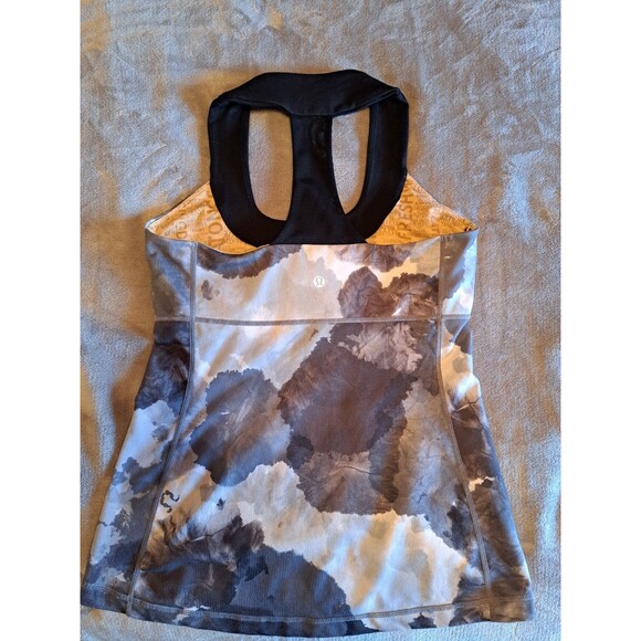 Lululemon Tank T-Strap Racerback Abstract Gray Black White 15" Across Sz M? - Picture 4 of 10